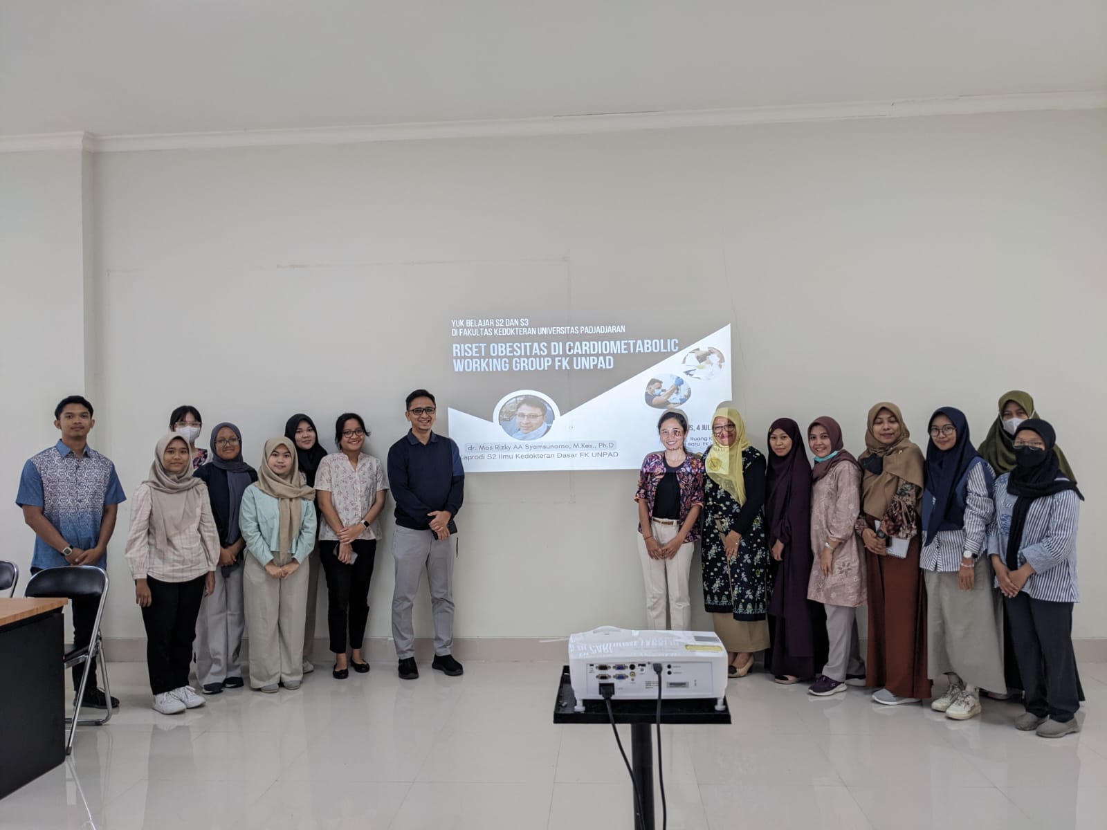 Yuk belajar S2 dan S3 di FK Unpad 22Riset Obesitas di Cardiometabolic Working Group FK Unpad22 1