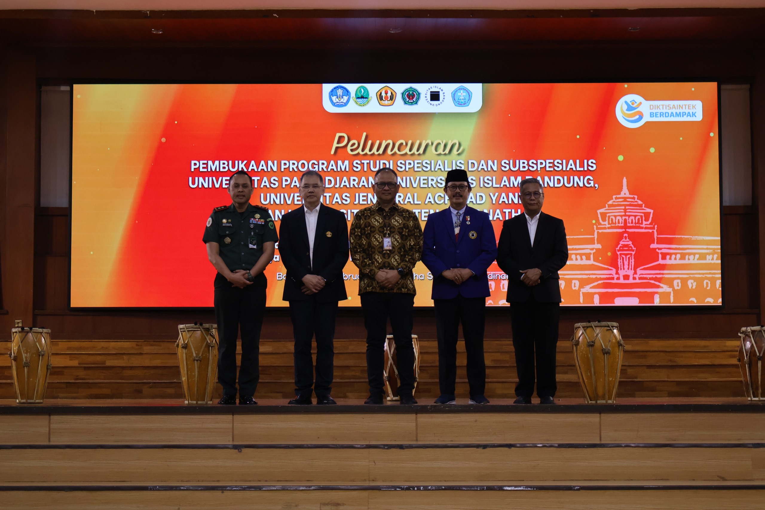 Peluncuran Program Studi Dokter Spesialis dan Subspesialis Kolaborasi 4 Universitas di Jawa Barat-1