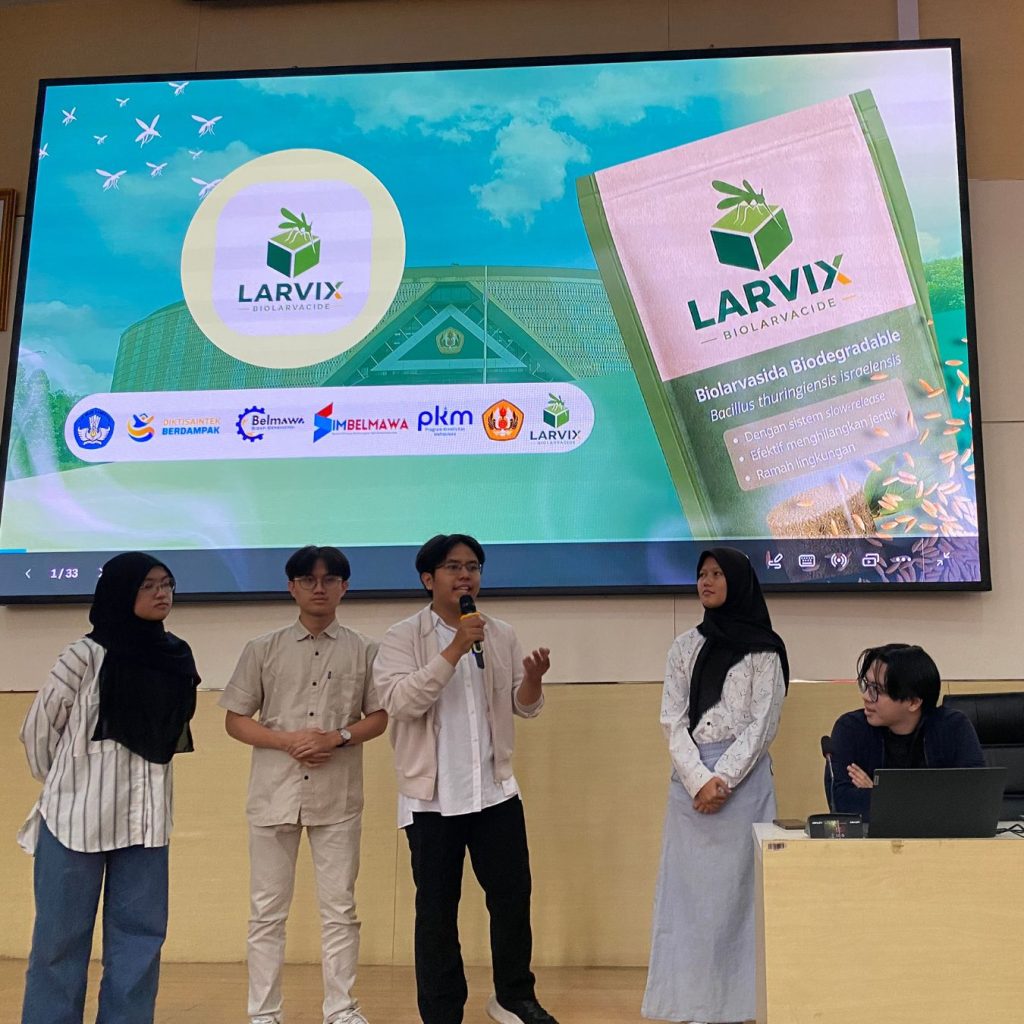 Berinovasi Melalui PKM K Mahasiswa Unpad Kembangkan Larvix Larvasida Berbasis Sekam Padi untuk Pengendalian Jentik Nyamuk