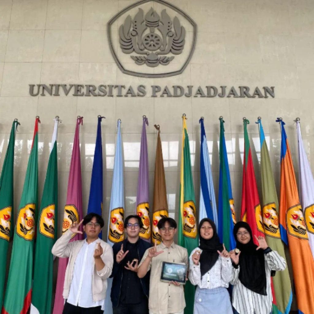 mahasiswa unpad jatinnagor larvix ekonomi inovasi