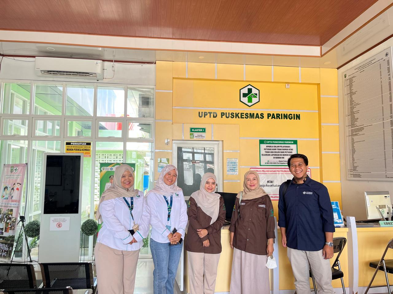 Dokumentasi bersama tim di UPTD Puskesmas Paringin, Kabupaten Balangan