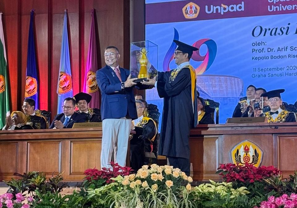 Fakultas Kedokteran UNPAD Raih Juara Umum Unpad Bergerak pada Dies Natalis ke-69